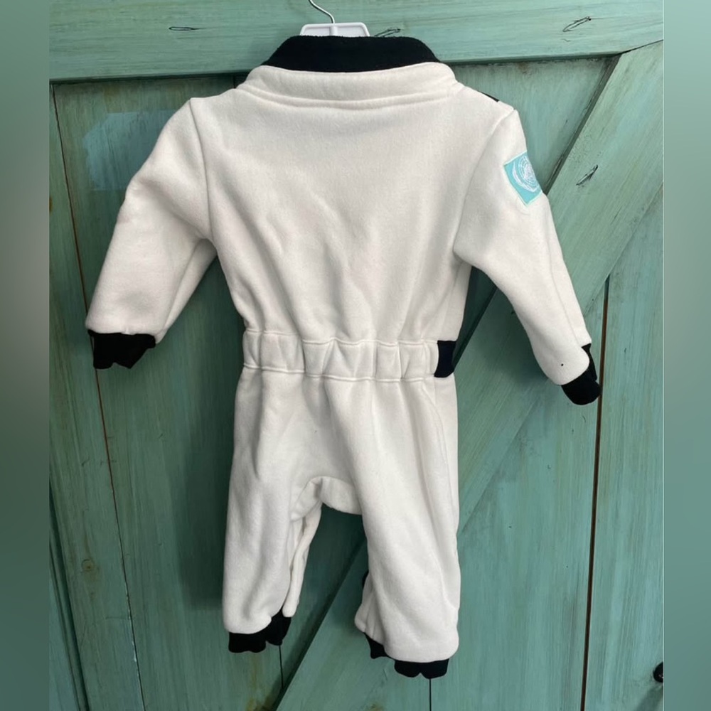 Baby Astronaut Costume - Picture 2 of 2